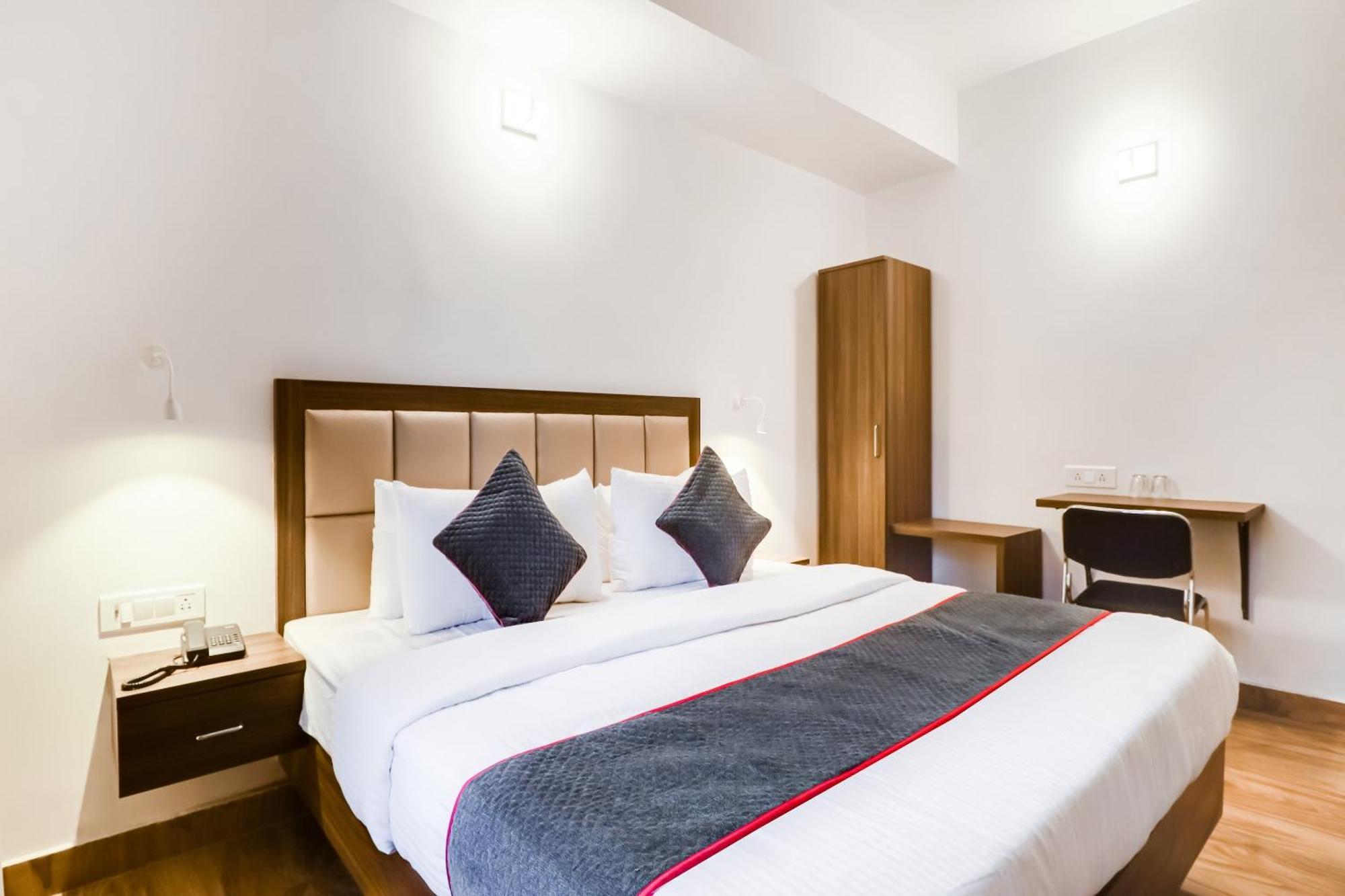 פאטנה Townhouse Townhouse Clark Inn מראה חיצוני תמונה