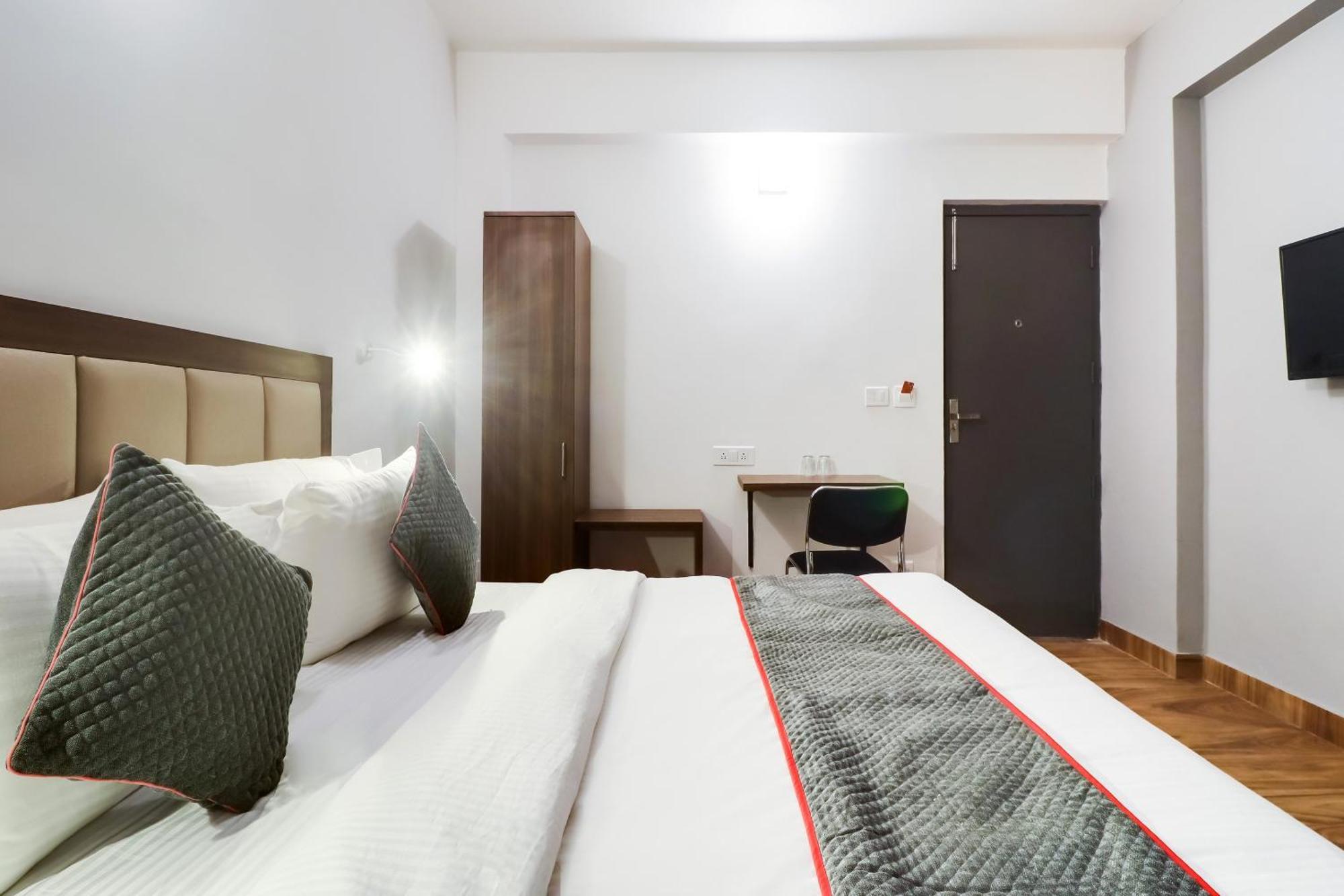 פאטנה Townhouse Townhouse Clark Inn מראה חיצוני תמונה