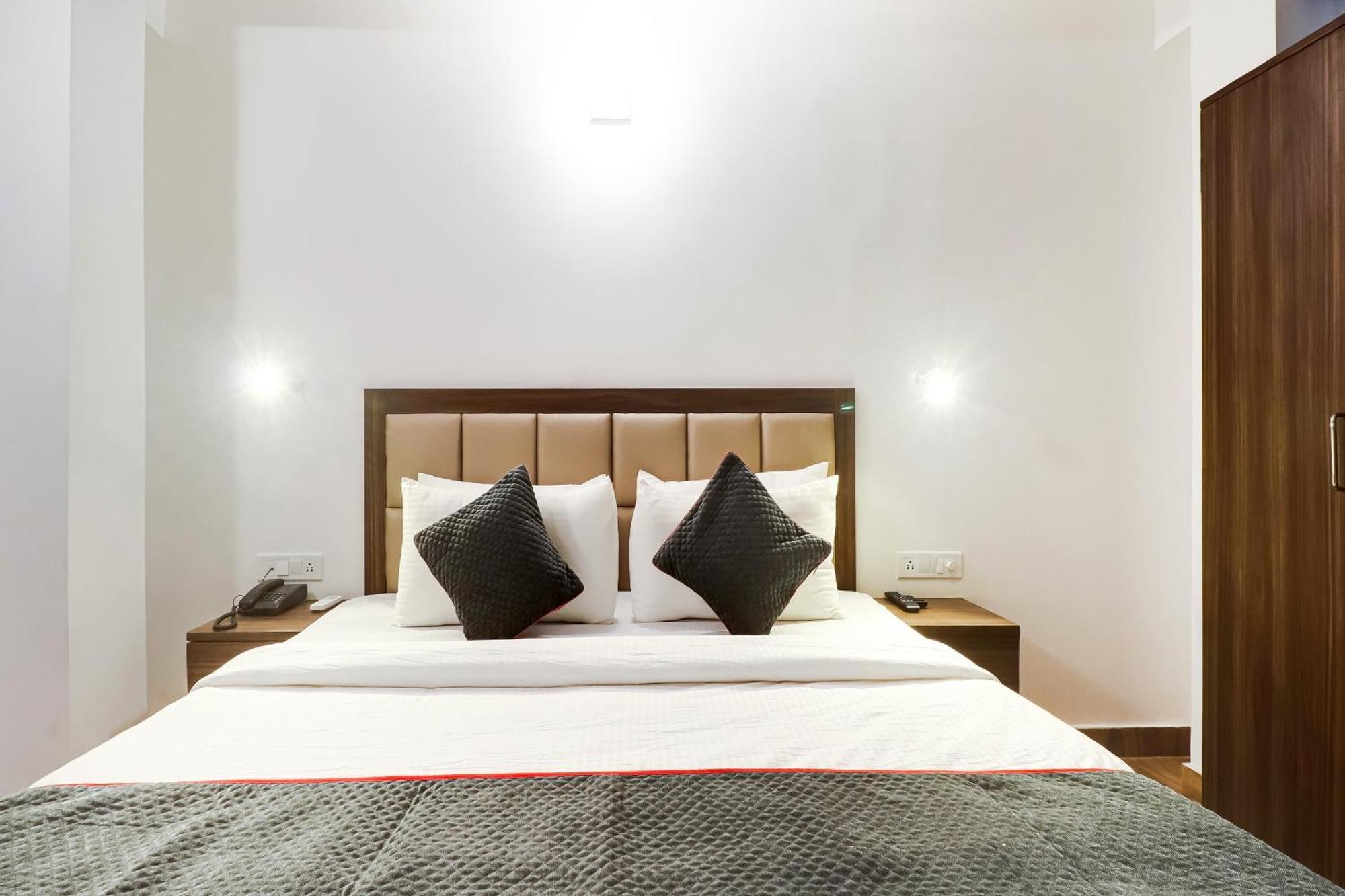 פאטנה Townhouse Townhouse Clark Inn מראה חיצוני תמונה