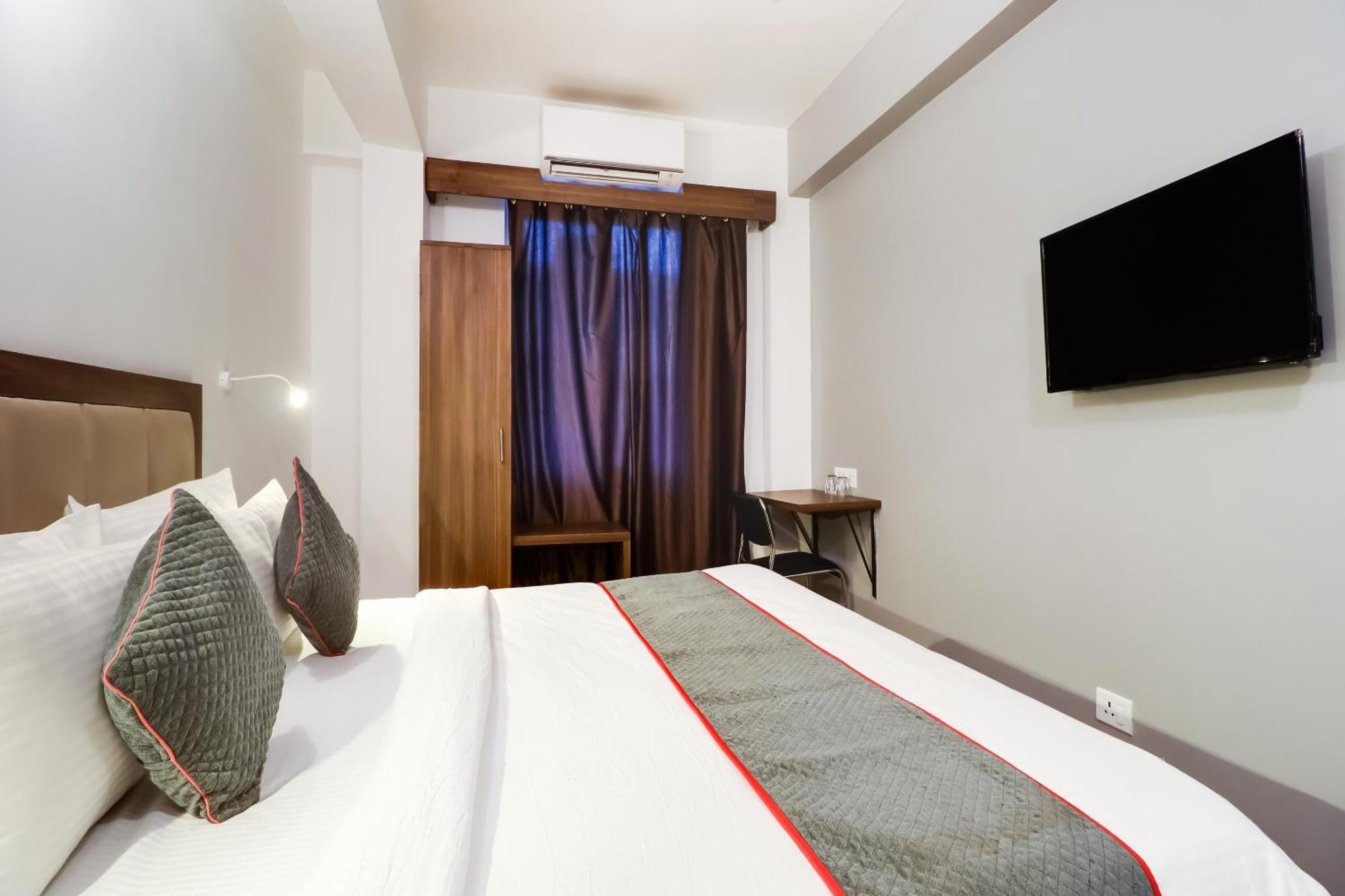 פאטנה Townhouse Townhouse Clark Inn מראה חיצוני תמונה